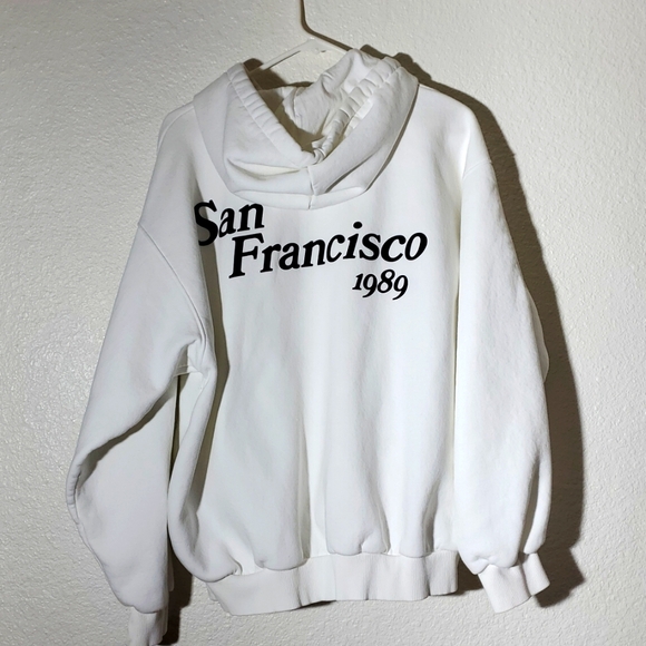 Bershka Ladies Large White Hooded Pullover Sweatshirt with Side Pockets - Picture 2 of 2